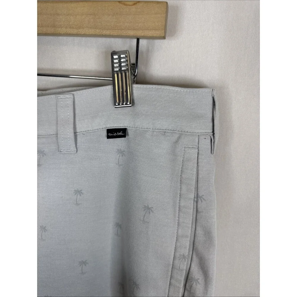 Travis Mathew Golf Shorts Mens 32 Gray Palm‎ Tree Print Performance Stretch